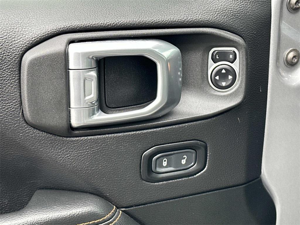 used 2021 Jeep Gladiator car, priced at $34,800