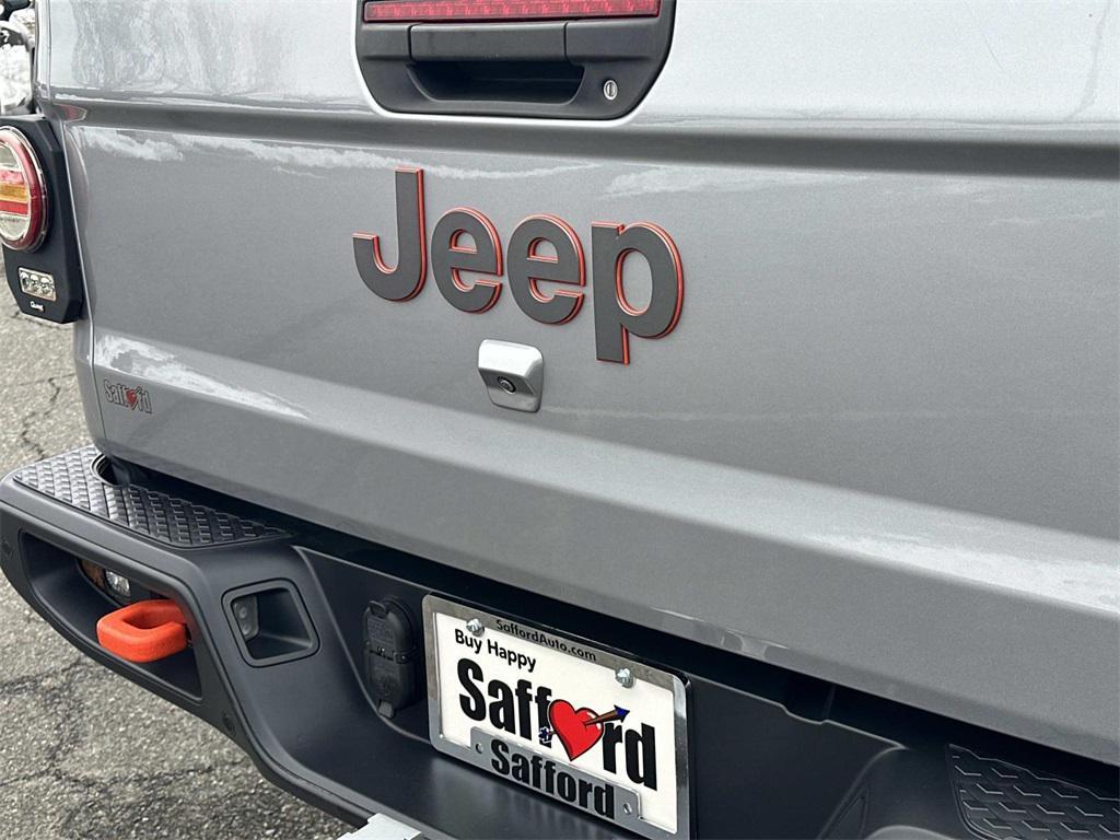 used 2021 Jeep Gladiator car, priced at $34,800