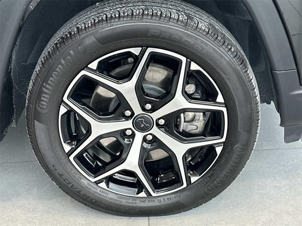 used 2025 Jeep Compass car, priced at $26,000