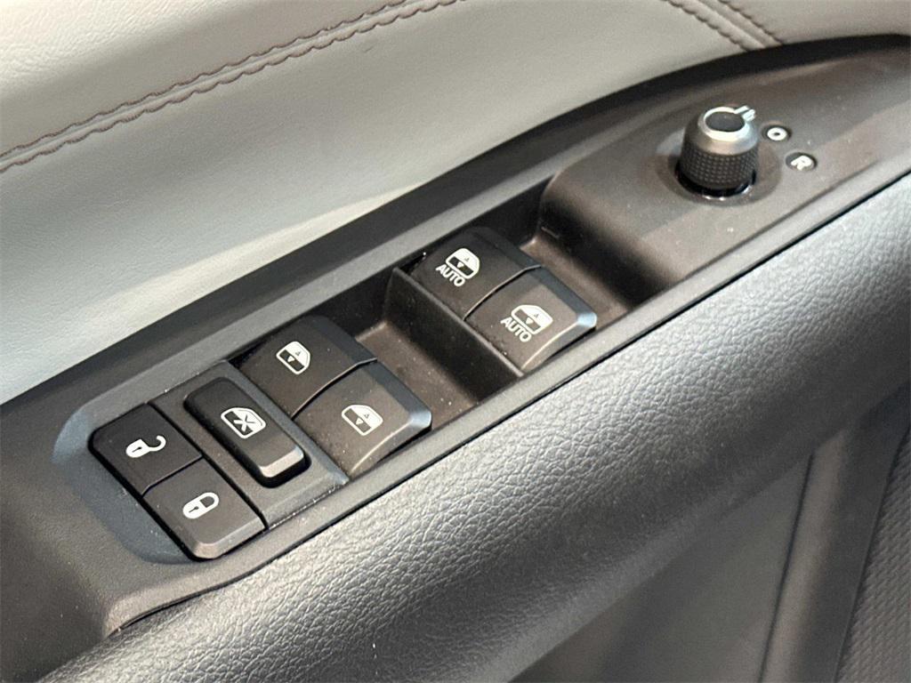 used 2025 Jeep Compass car, priced at $26,000