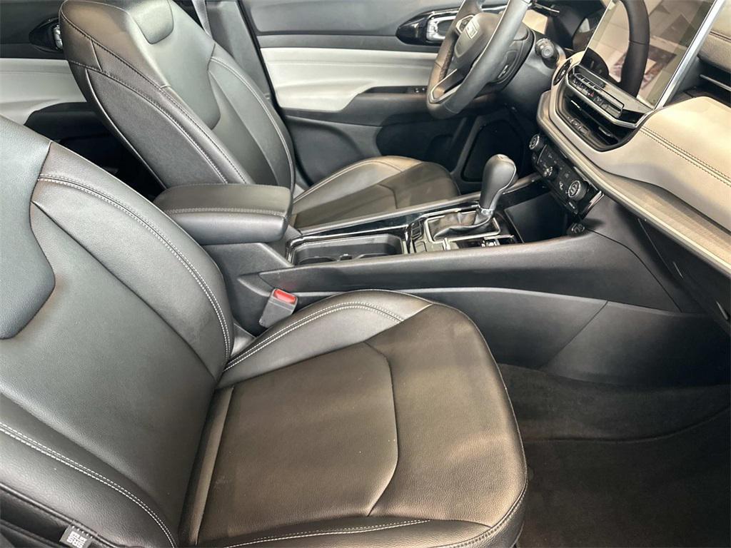 used 2025 Jeep Compass car, priced at $26,000