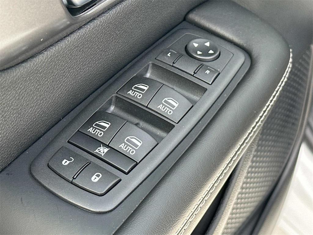 new 2026 Chrysler Pacifica car, priced at $37,505