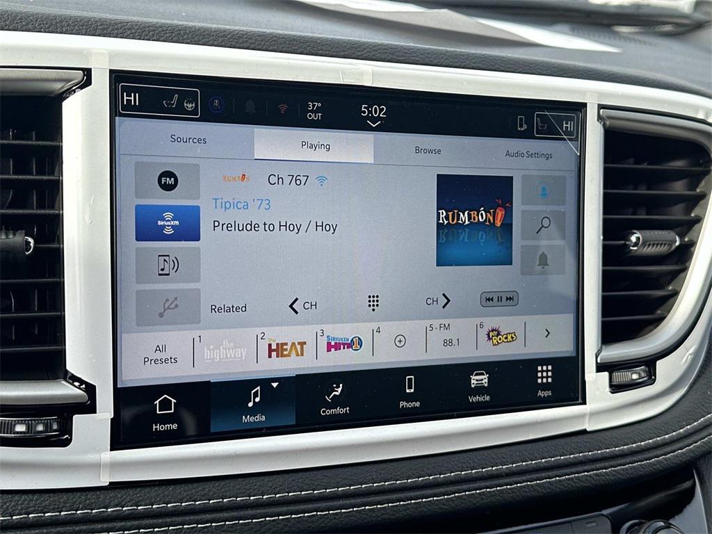 new 2026 Chrysler Pacifica car, priced at $37,505