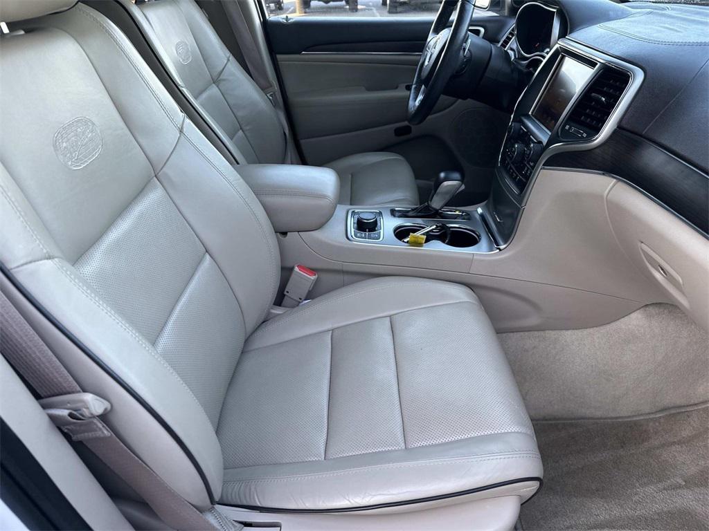 used 2016 Jeep Grand Cherokee car, priced at $17,000