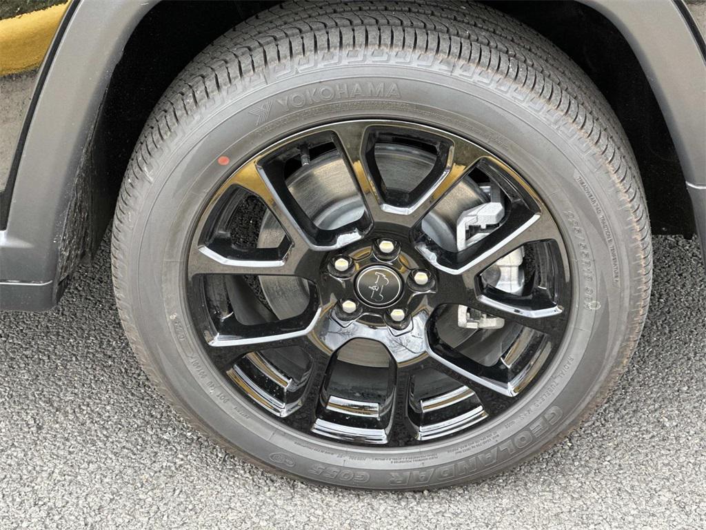 new 2026 Jeep Compass car, priced at $26,505