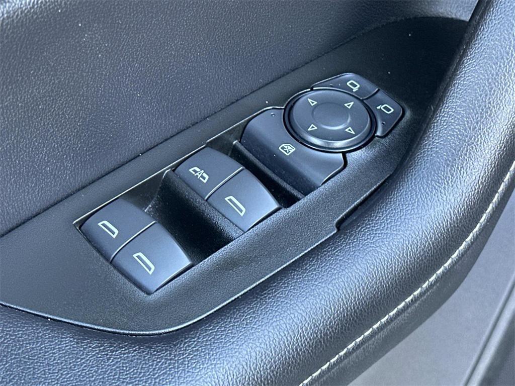 used 2025 Chevrolet Blazer car, priced at $29,000