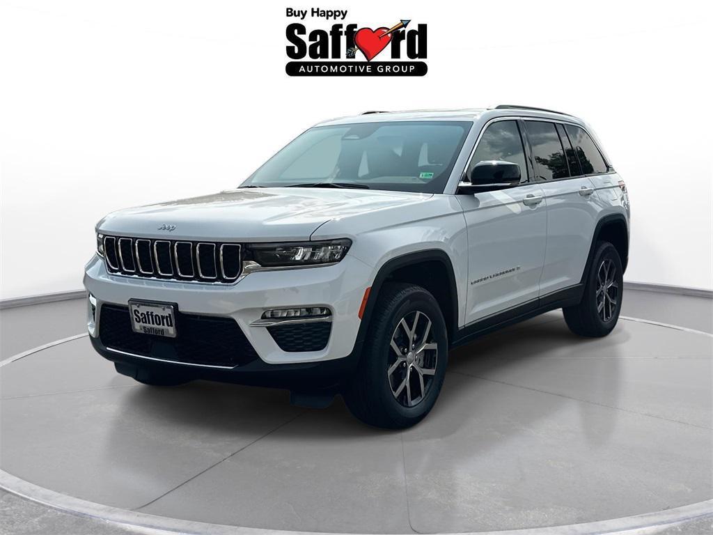 new 2025 Jeep Grand Cherokee car, priced at $36,255