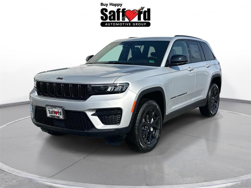 new 2025 Jeep Grand Cherokee car, priced at $35,755