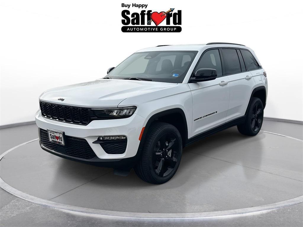 new 2025 Jeep Grand Cherokee car, priced at $38,755