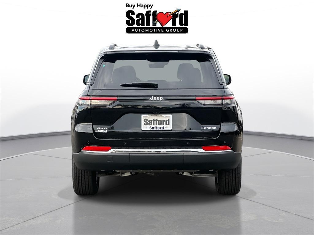 new 2025 Jeep Grand Cherokee car, priced at $33,555