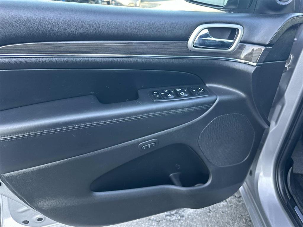 used 2018 Jeep Grand Cherokee car, priced at $18,000