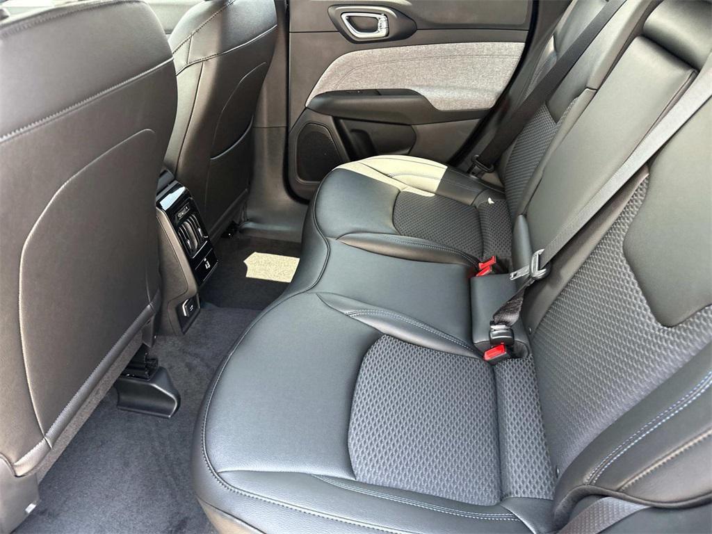 new 2025 Jeep Compass car, priced at $25,505