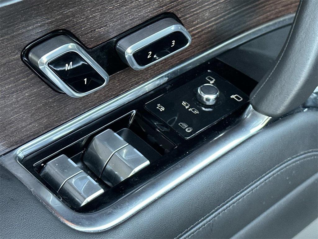 used 2023 Land Rover Range Rover car, priced at $86,500