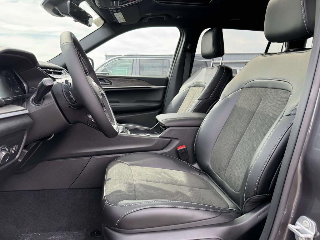 new 2026 Jeep Grand Cherokee L car, priced at $45,300