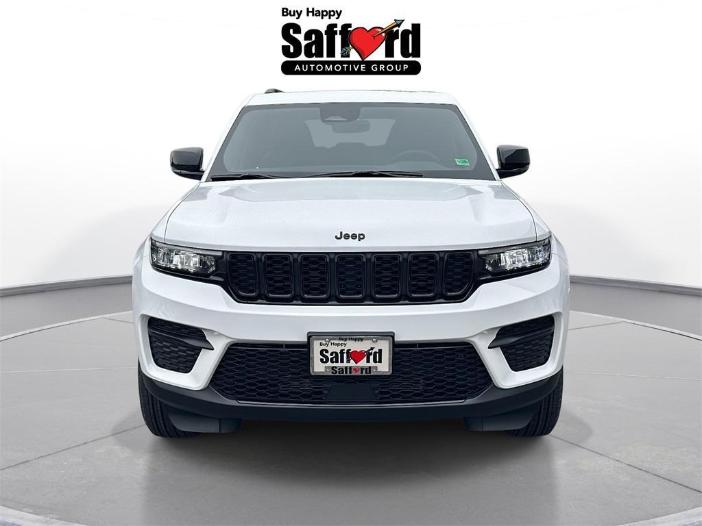 new 2025 Jeep Grand Cherokee car, priced at $35,755