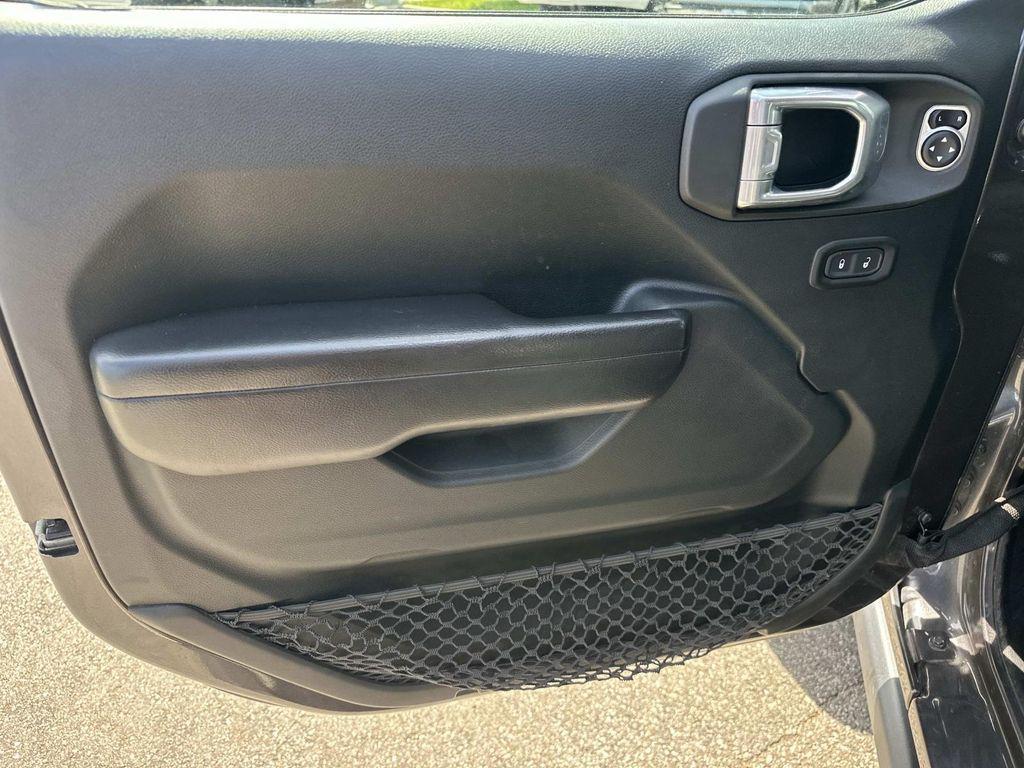 used 2021 Jeep Wrangler Unlimited car, priced at $33,398