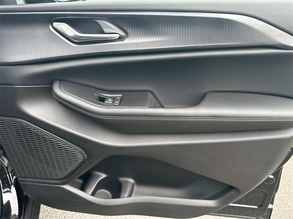 new 2025 Jeep Grand Cherokee L car, priced at $37,505