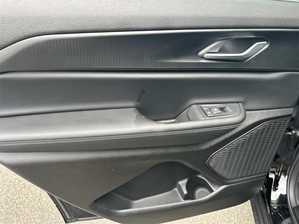 new 2025 Jeep Grand Cherokee L car, priced at $37,505