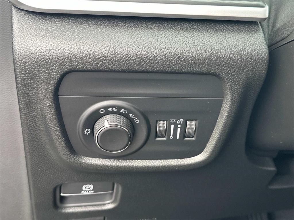 new 2025 Jeep Grand Cherokee L car, priced at $37,505