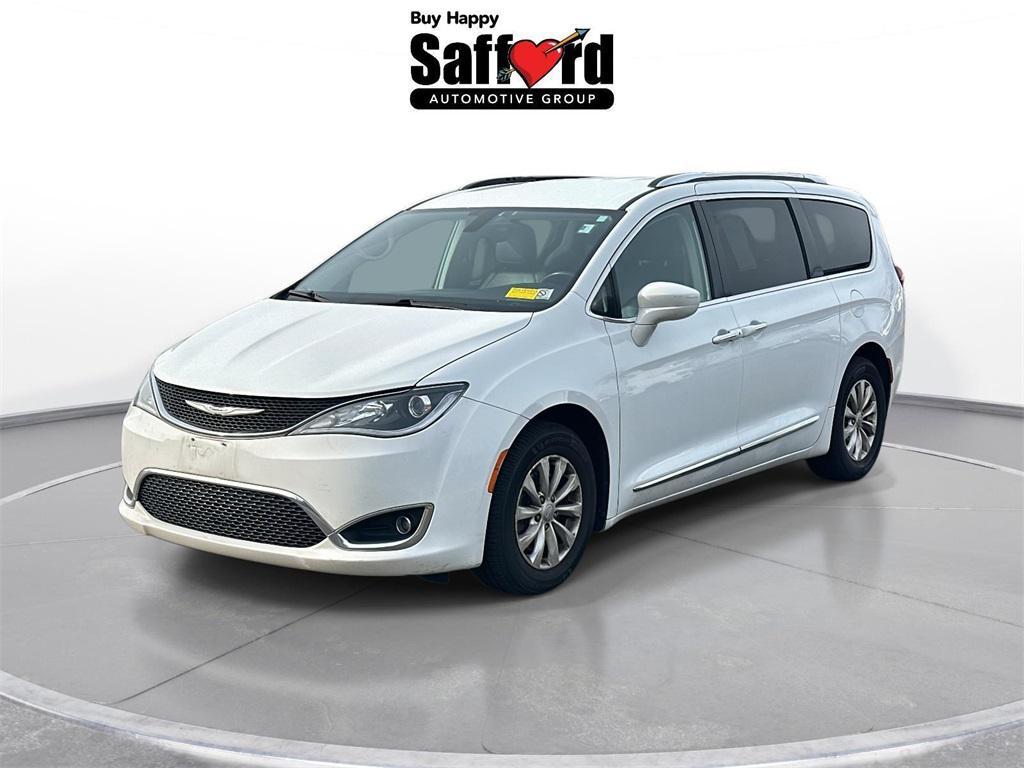 used 2019 Chrysler Pacifica car, priced at $9,200