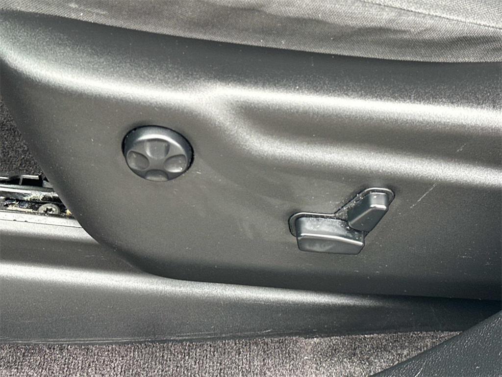 used 2019 Jeep Grand Cherokee car, priced at $15,500