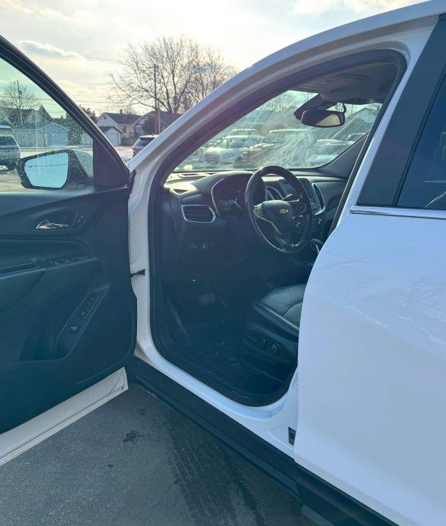 used 2021 Chevrolet Equinox car, priced at $13,995