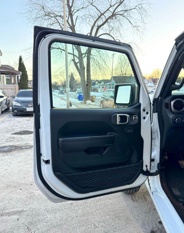 used 2021 Jeep Wrangler Unlimited car, priced at $23,995