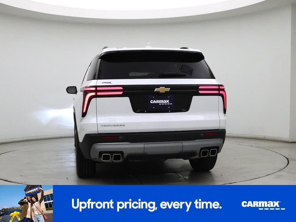 used 2025 Chevrolet Traverse car, priced at $35,998