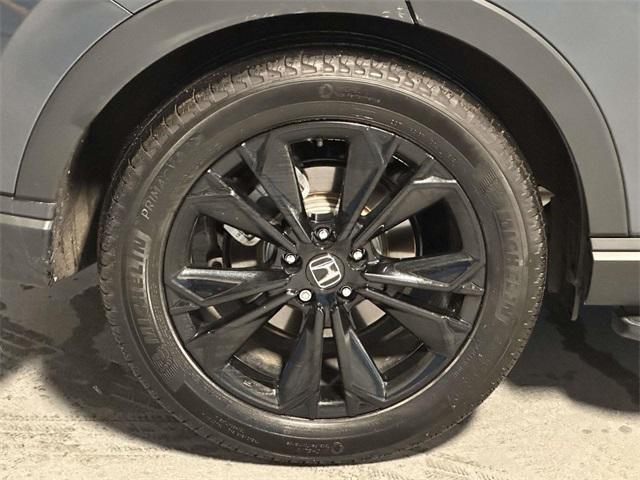 used 2025 Honda CR-V Hybrid car, priced at $36,837