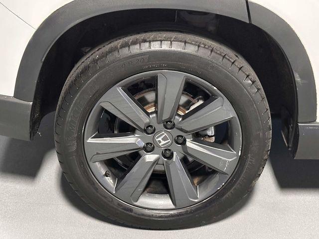 used 2023 Honda Pilot car, priced at $35,797