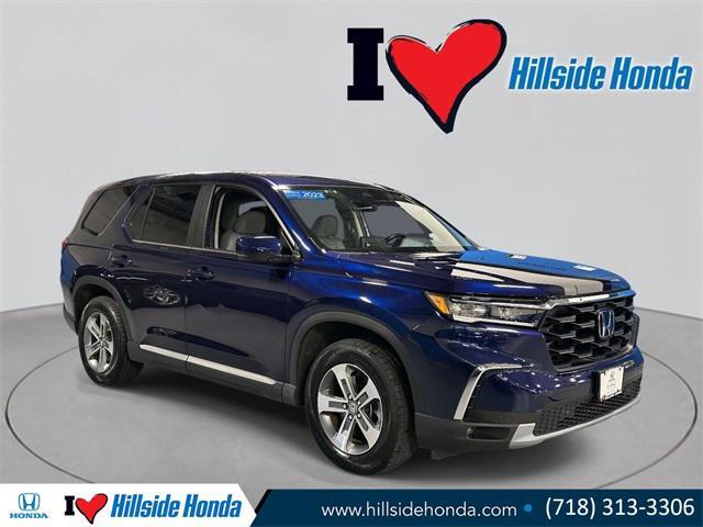 used 2023 Honda Pilot car, priced at $35,428