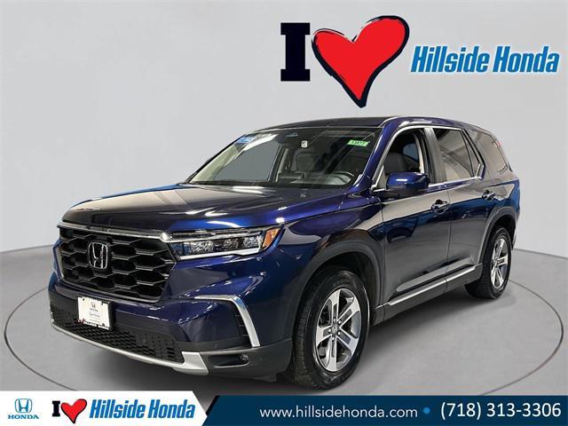 used 2023 Honda Pilot car, priced at $35,428