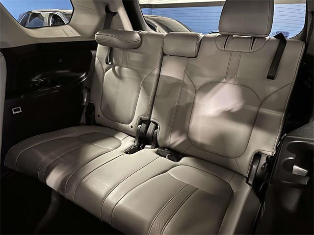 used 2023 Honda Pilot car, priced at $35,428