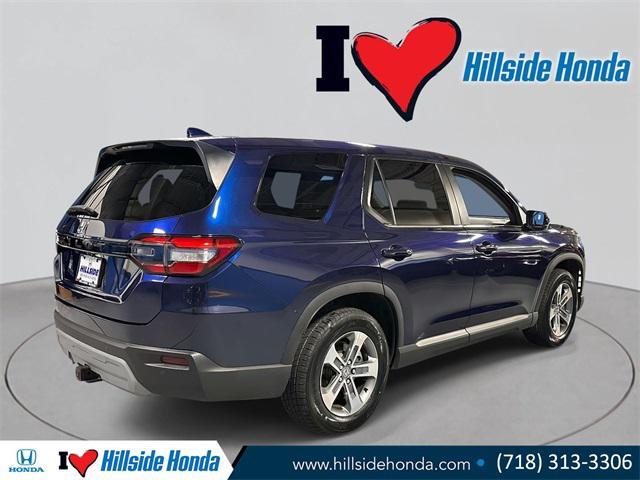 used 2023 Honda Pilot car, priced at $35,428