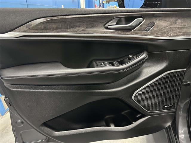 used 2023 Jeep Grand Cherokee car, priced at $25,946