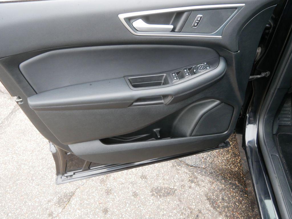 used 2024 Ford Edge car, priced at $24,495