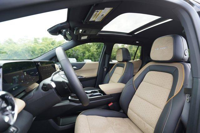 new 2026 Chevrolet Equinox car, priced at $39,835