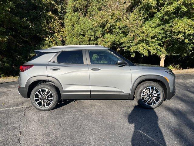 new 2026 Chevrolet TrailBlazer car, priced at $30,526