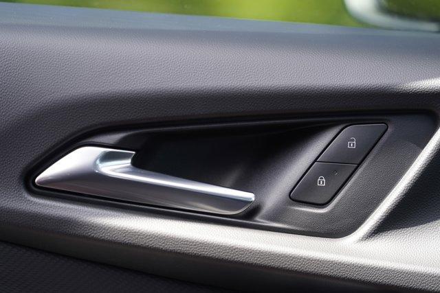 new 2026 Chevrolet Equinox car, priced at $31,290