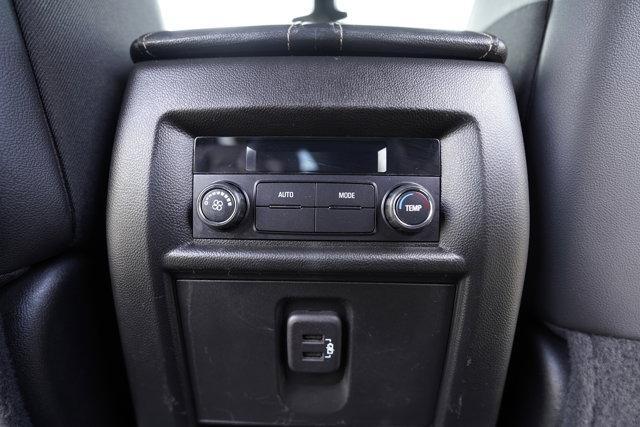 used 2023 Chevrolet Traverse car, priced at $33,988