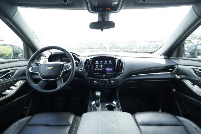 used 2023 Chevrolet Traverse car, priced at $33,988