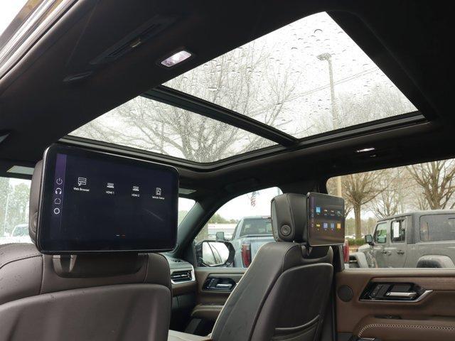used 2025 GMC Yukon XL car, priced at $99,988
