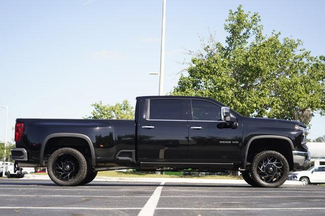 used 2024 Chevrolet Silverado 3500 car, priced at $79,312