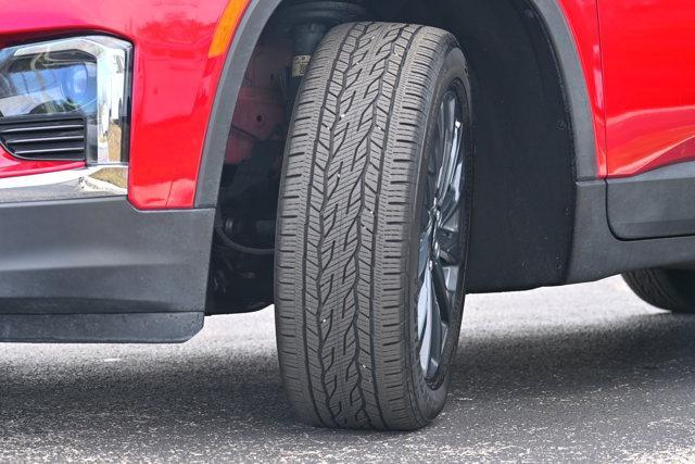 used 2023 Chevrolet Traverse car, priced at $35,988