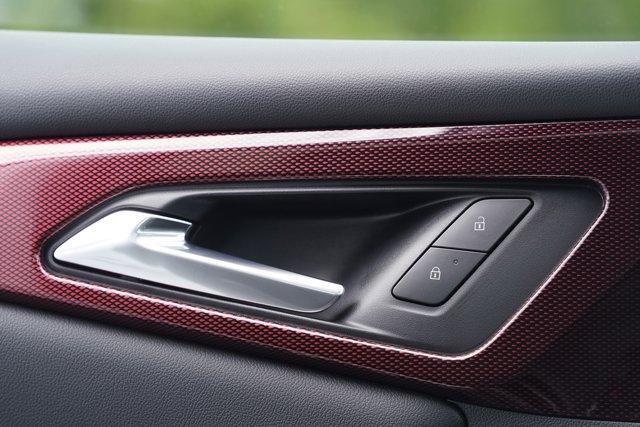 new 2026 Chevrolet Traverse car, priced at $58,975