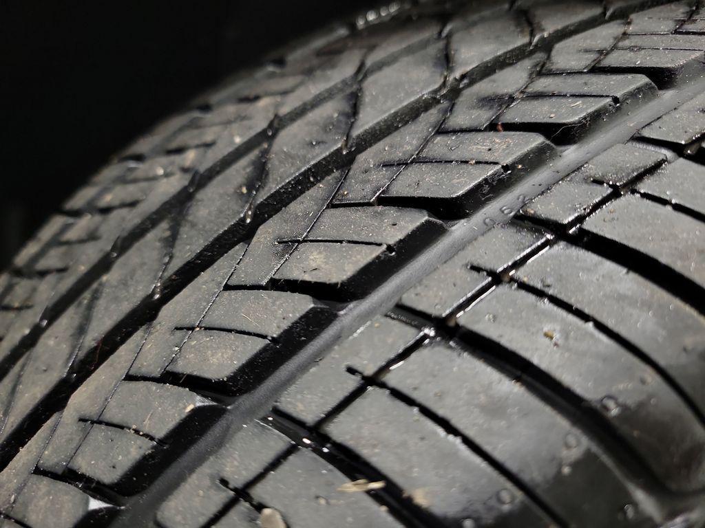 used 2015 Toyota Camry Hybrid car, priced at $11,500