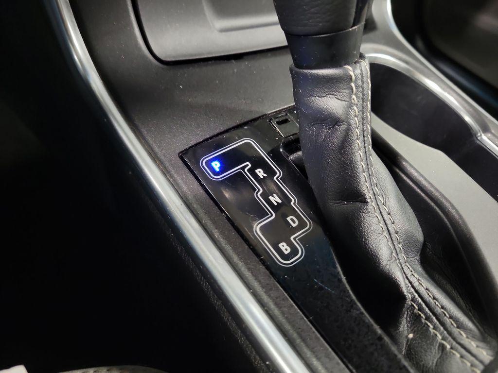 used 2015 Toyota Camry Hybrid car, priced at $11,500