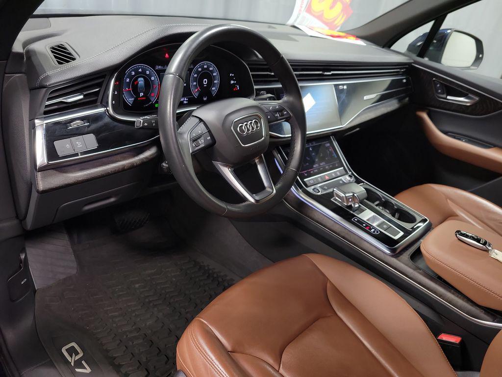 used 2023 Audi Q7 car, priced at $37,791