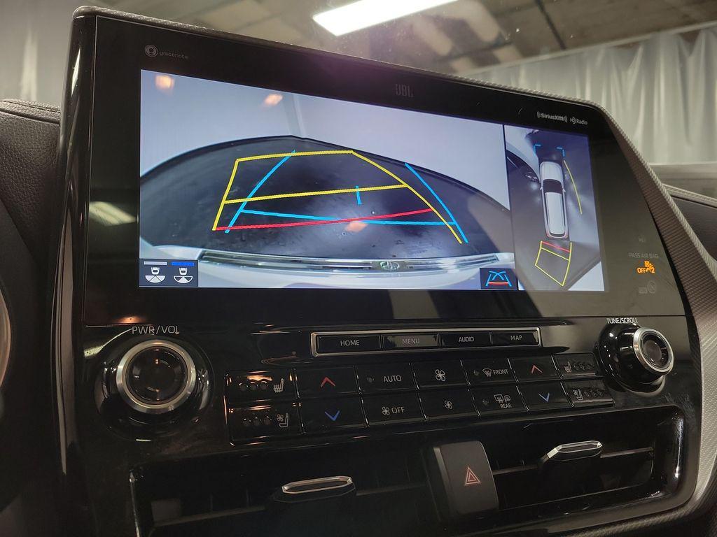 used 2022 Toyota Highlander Hybrid car, priced at $27,995