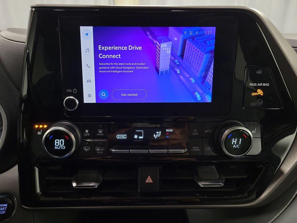 used 2023 Toyota Highlander car, priced at $34,995